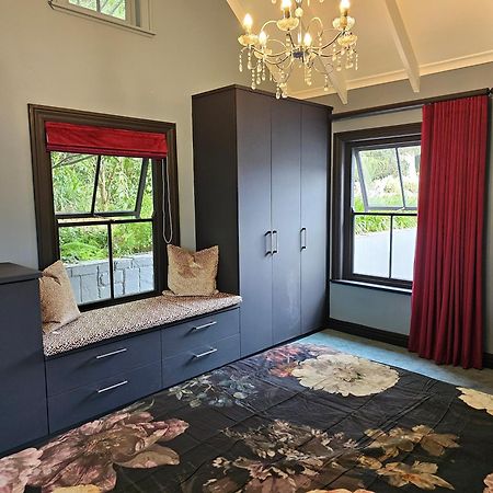 Die Heerenhuys Guest Suites สเตลเลนบอช ภายนอก รูปภาพ