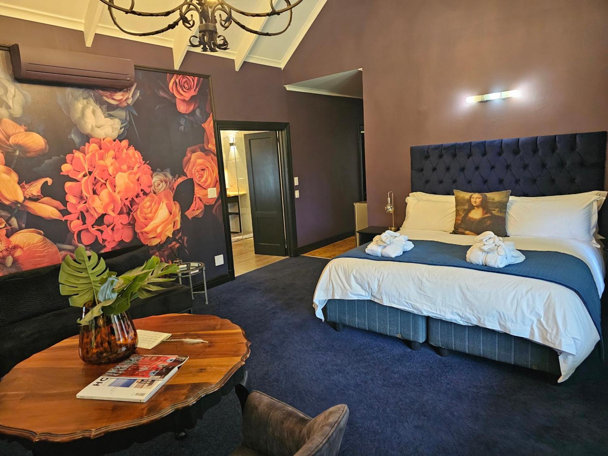 Die Heerenhuys Guest Suites สเตลเลนบอช ภายนอก รูปภาพ