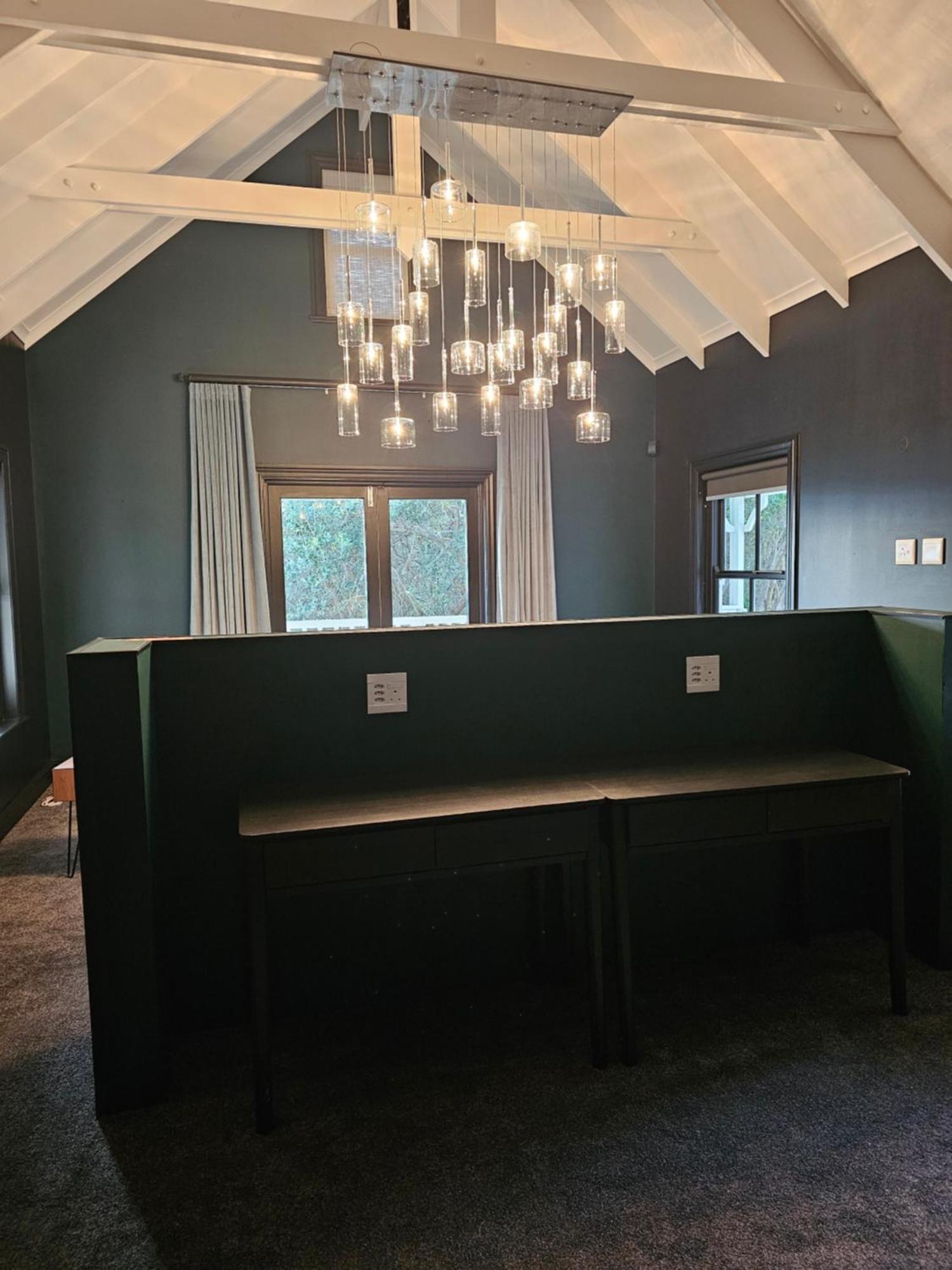 Die Heerenhuys Guest Suites สเตลเลนบอช ภายนอก รูปภาพ